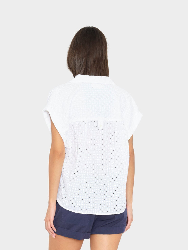 XIRENA LEXI SHIRT EMBROIDERED SHIRT IN WHITE