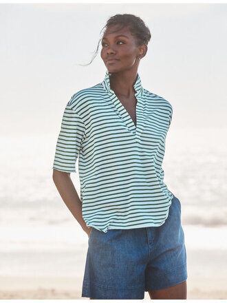 FRANK & EILEEN PATTY SHORT SLEEVE POPOVER HENLEY IN GREEN/WHITE STRIPE