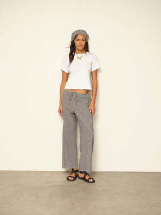 XIRENA OLSON PANT IN BLACK SAND