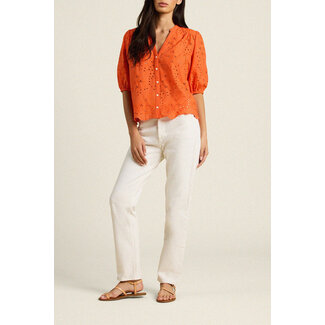 TROVATA THE LOREN BLOUSE IN VERMILLION EYELET