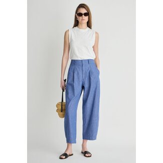 APIECE APART BARI CROP TROUSER IN CHAMBRAY