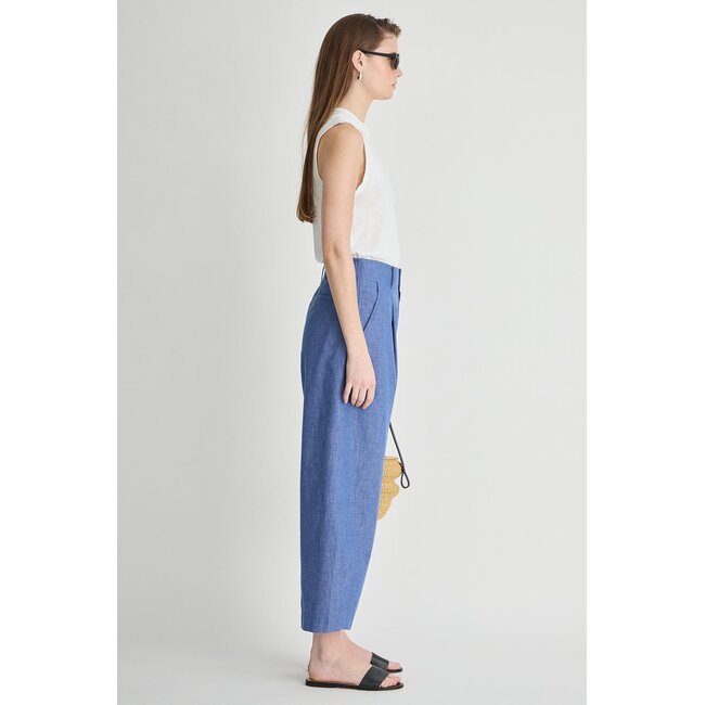APIECE APART BARI CROP TROUSER IN CHAMBRAY