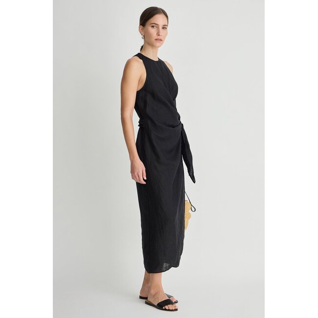 APIECE APART GUSTAVA WRAP MIDI IN BLACK