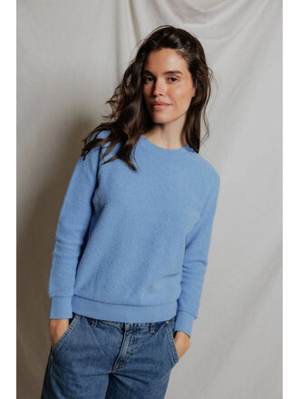 PERFECT WHITE TEE ZIGGY INSIDE OUT FLEECE SWEATSHIRT IN PACIFIC BLUE
