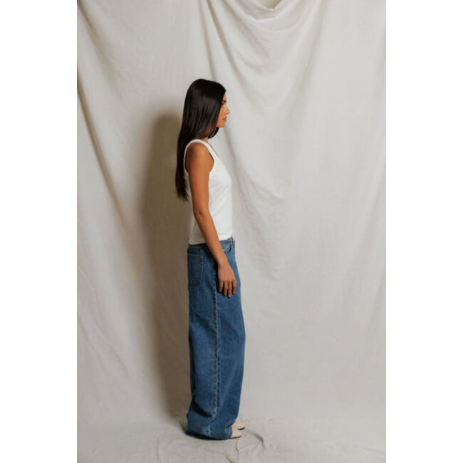 PERFECT WHITE TEE MALLORY LUXE RIB V-NECK TANK IN WHITE