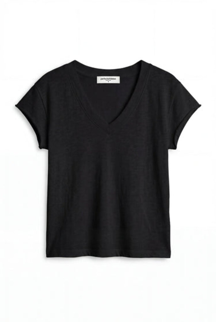 PERFECT WHITE TEE PEARL JAPANESE JERSEY V-NECK IN BLACK