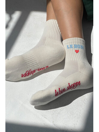 LE BON SHOPPE EMBROIDERED CREW SOCKS IN VANILLA