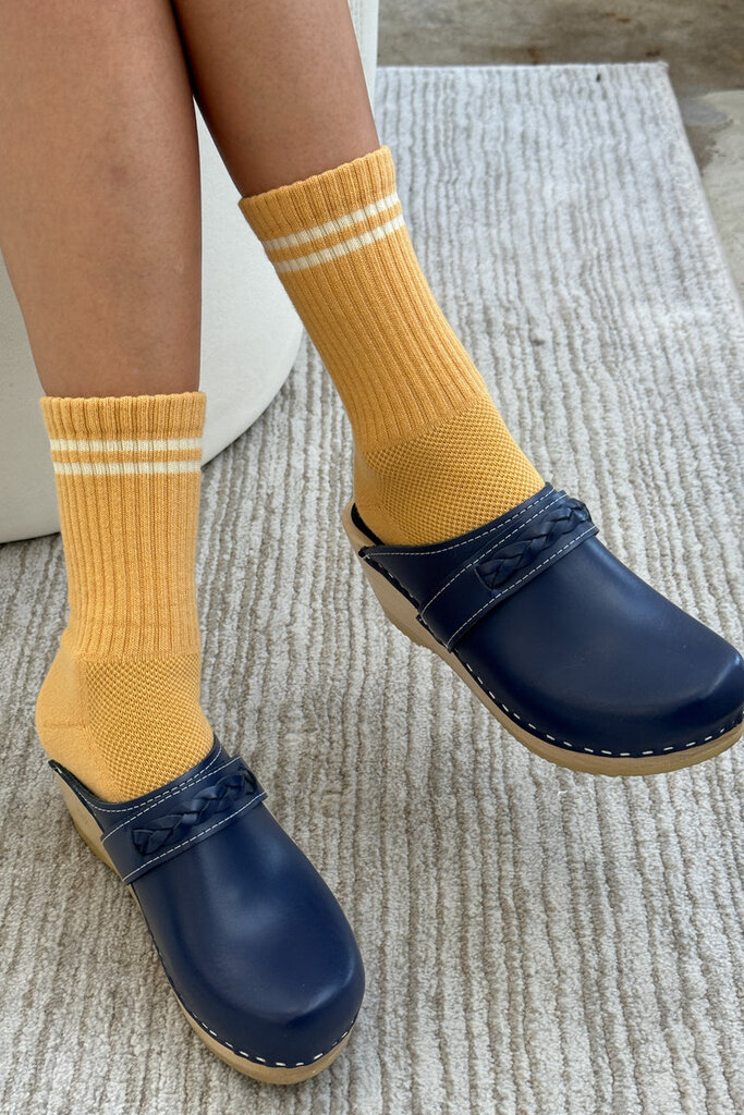 LE BON SHOPPE BOYFRIEND SOCKS IN BUTTER