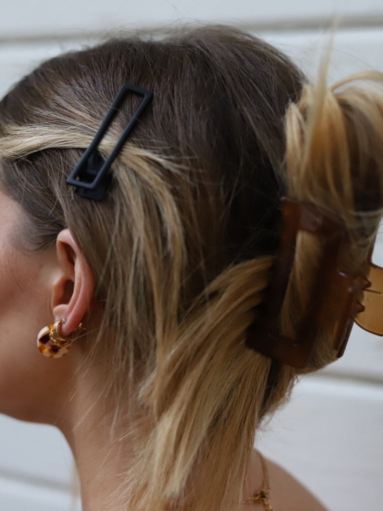 NATANDNOOR LULU HAIRCLIP IN BLACK