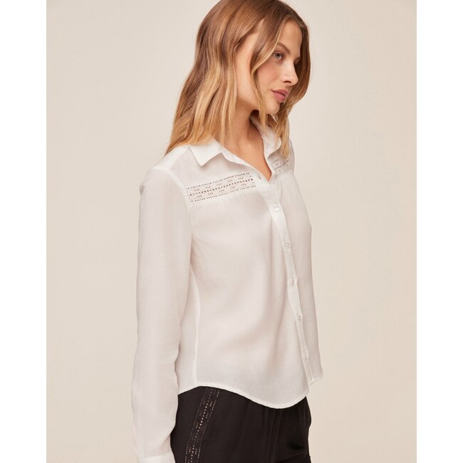 BELLA DAHL LONG SLEEVE SHIRT W/LACE INSET IN IVORY