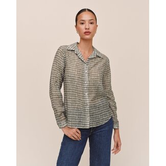 BELLA DAHL CLASSIC BUTTON DOWN IN OLIVE GINGHAM