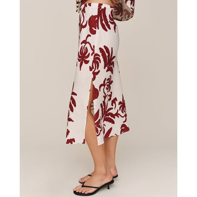 BELLA DAHL BIAS SIDE SLIT SKIRT IN ISLAND DAMASK PRINT