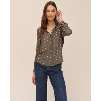 BELLA DAHL CLASSIC BUTTON DOWN IN OLIVE MOSAIC