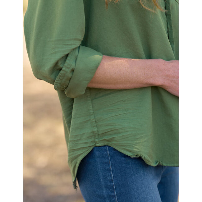 FRANK & EILEEN  EILEEN RELAXED DENIM BUTTON UP IN NORI