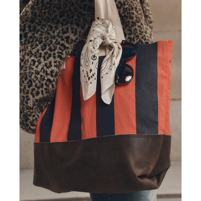 THE GREAT THE STRIPE TOTE HOT RED PREP STRIPE