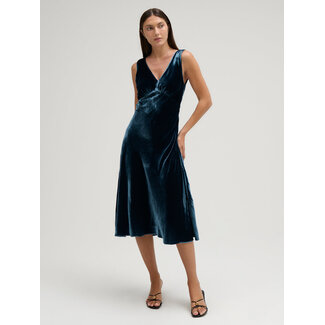 MARGARET O'LEARY VELVET DARYA DOUBLE V DRESS