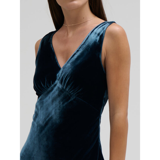 MARGARET O'LEARY  VELVET DARYA DOUBLE V DRESS