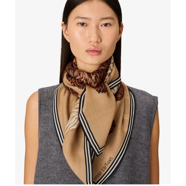 INOUITOOSH SQUARE OURS SCARF BEIGE
