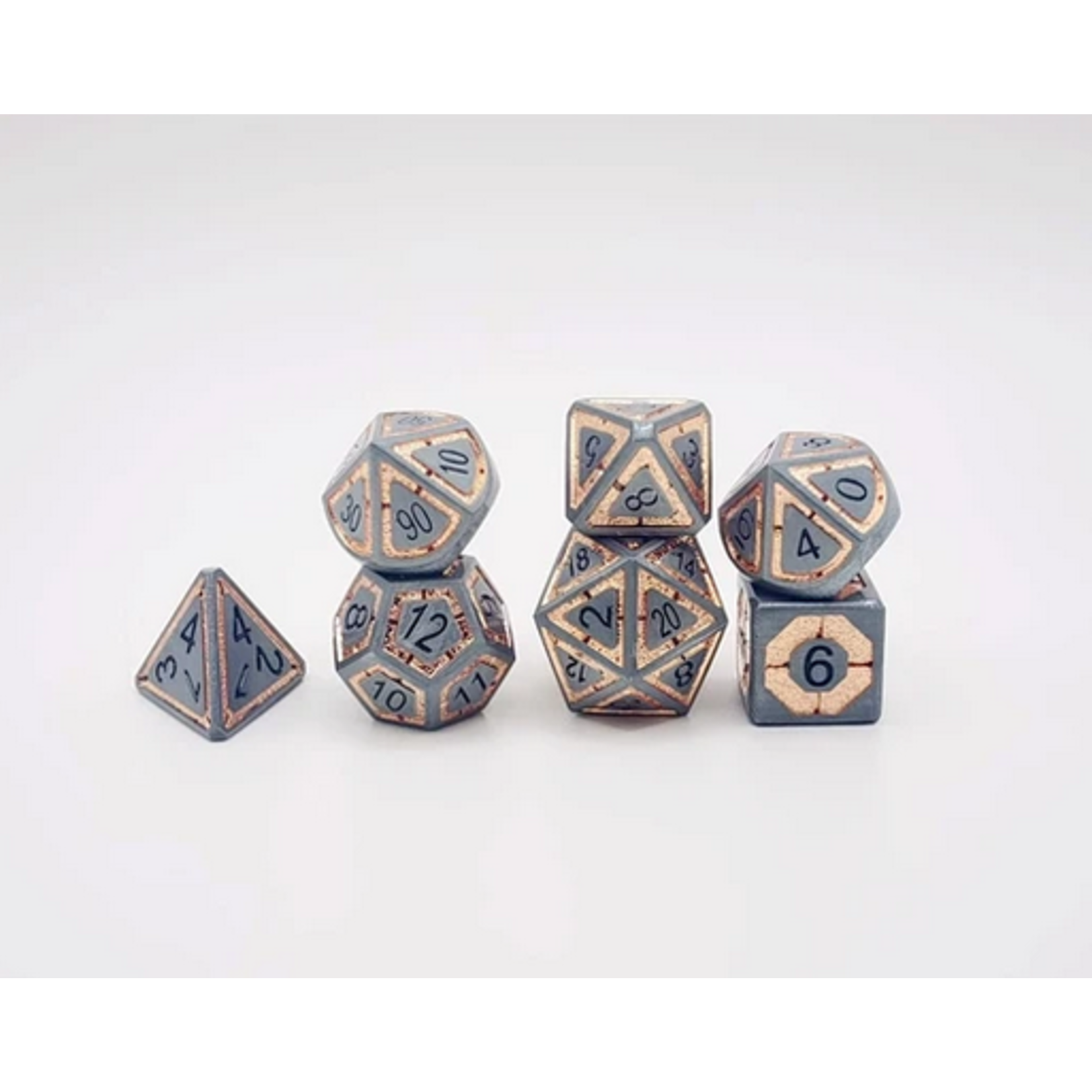 Hymgho Metal Dice: Solid Metal Leyline - Gunmetal with Gold Chrome Inlay