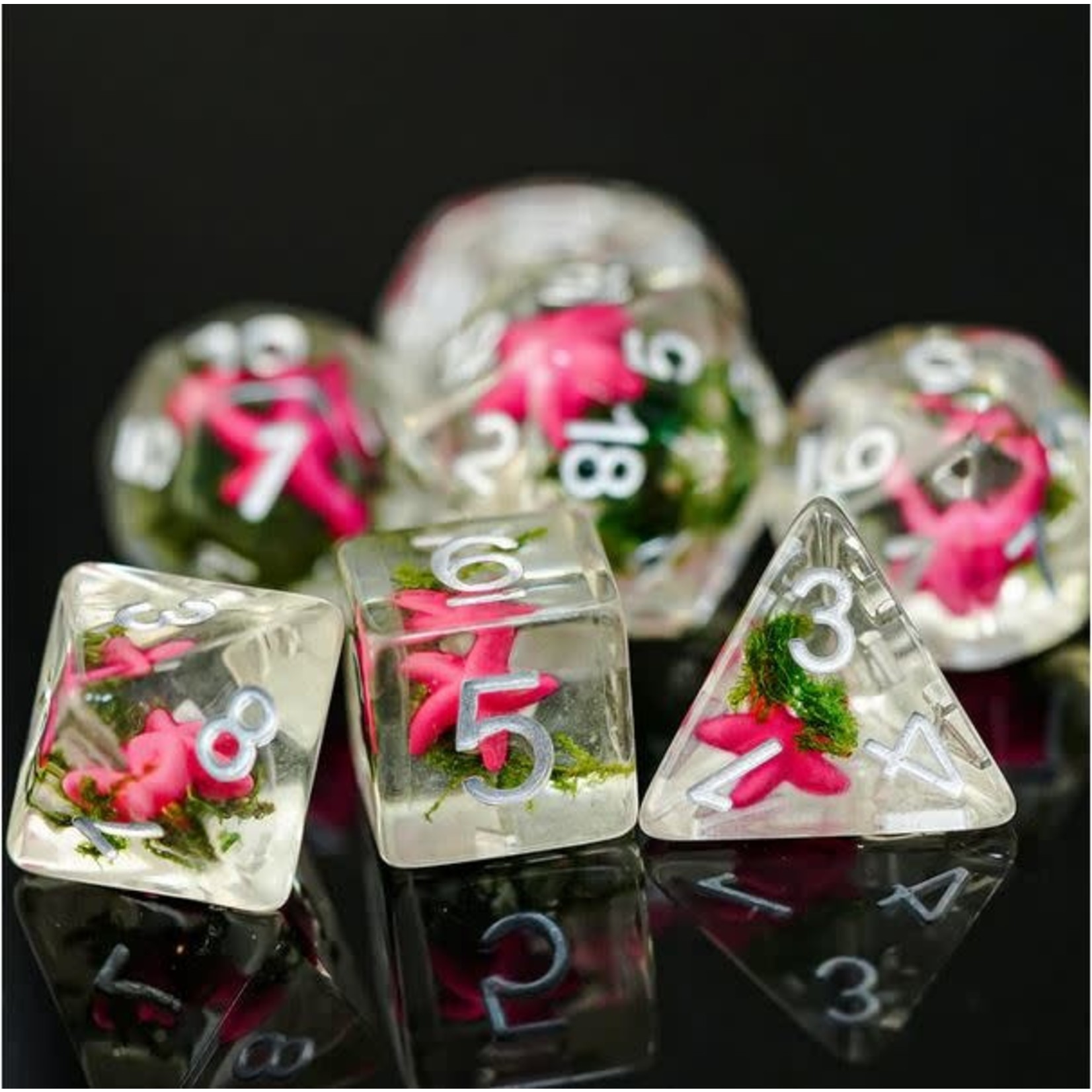 Foam Brain Inclusion Dice: Pink Starfish and Seaweed Dice Set