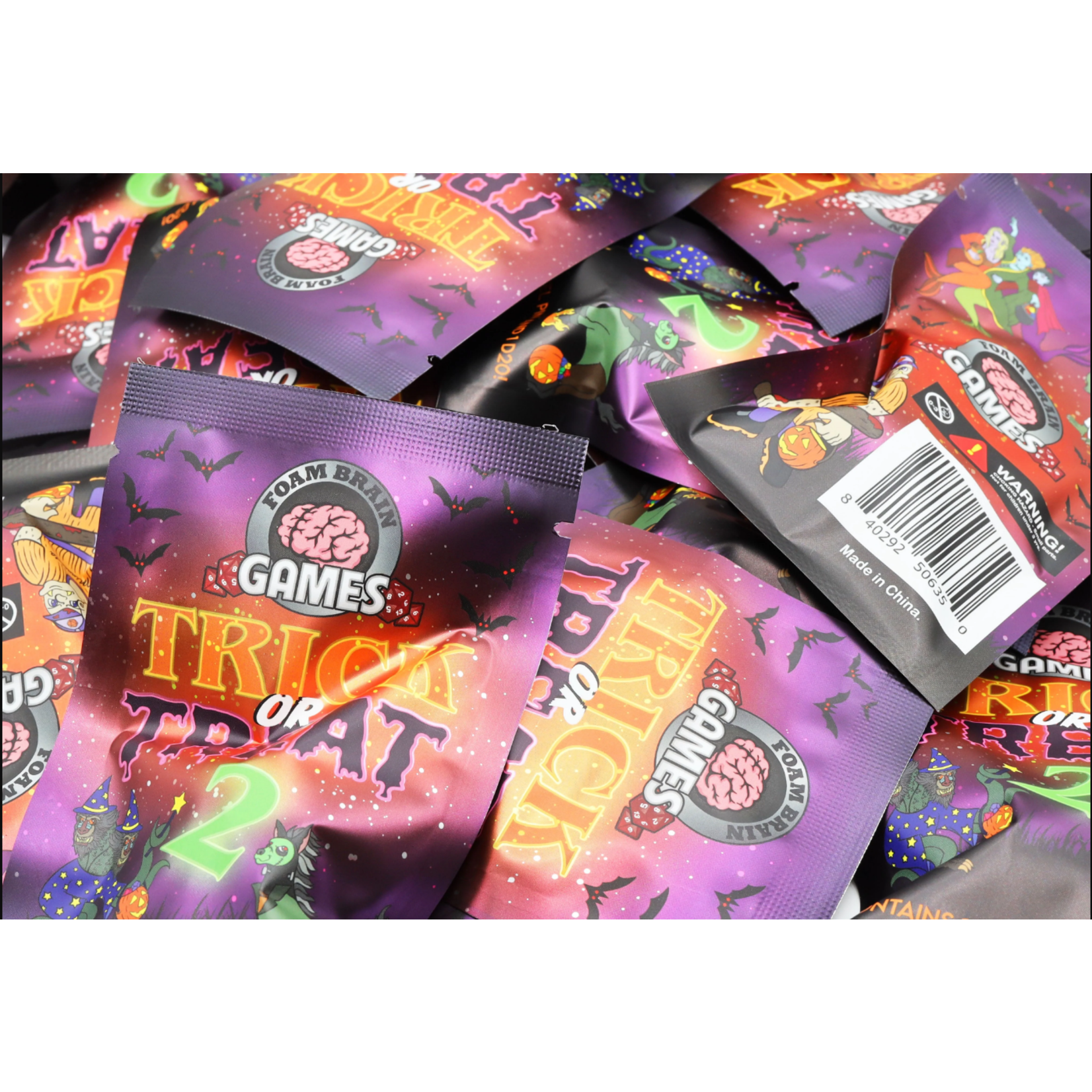 Foam Brain Dice: Mystery Loot - Trick or Treat 2 Oversized Metal Die & Enamel Pin
