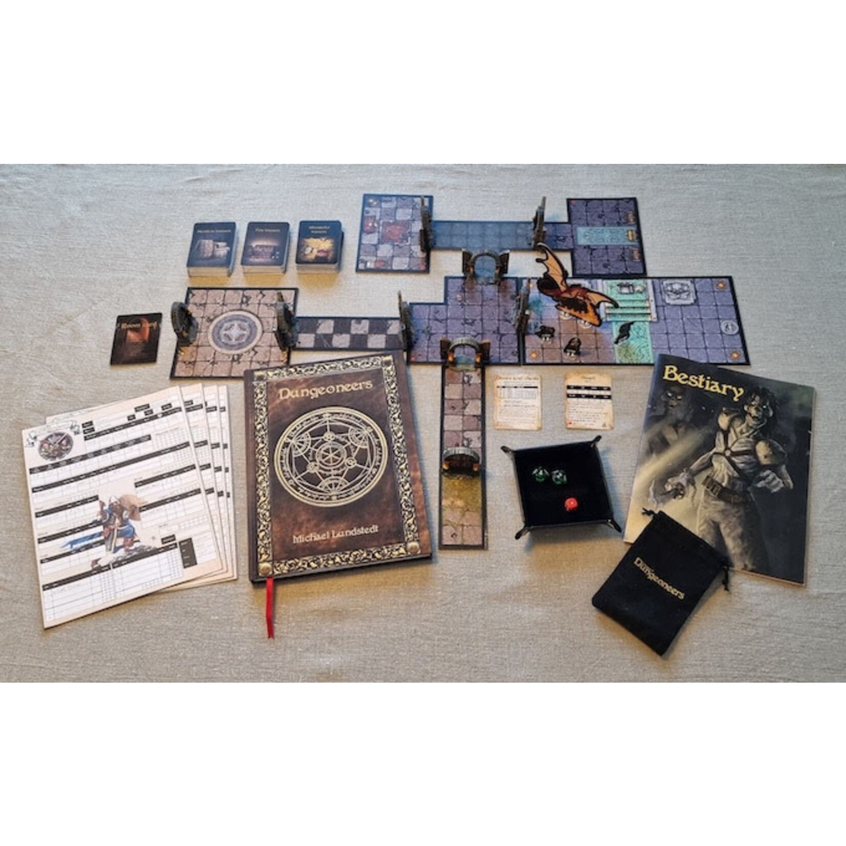 League of Dungeoneers Deluxe Edition (Special 1-2 Day Order/All Sales Final)
