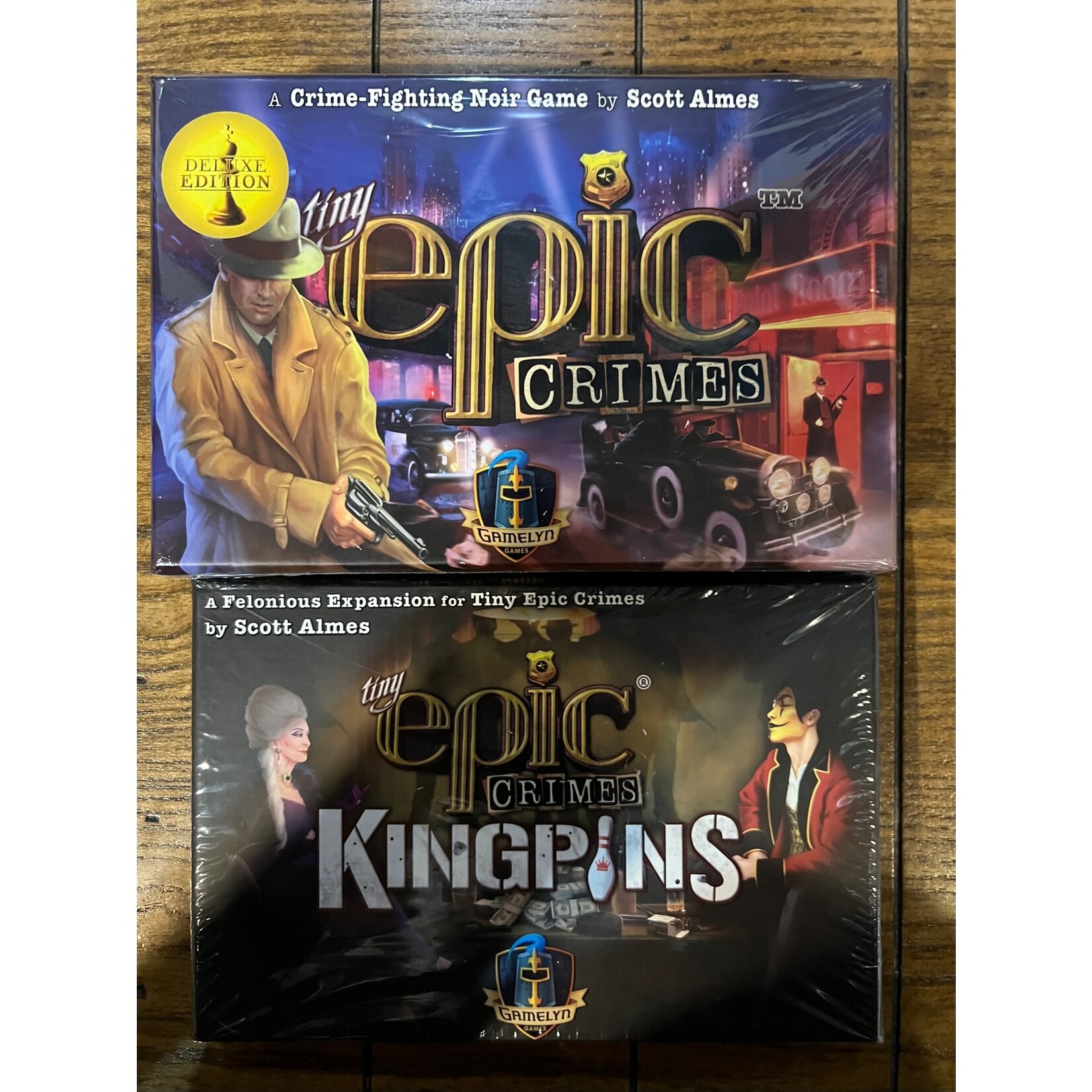 Tiny Epic Crimes Bundle