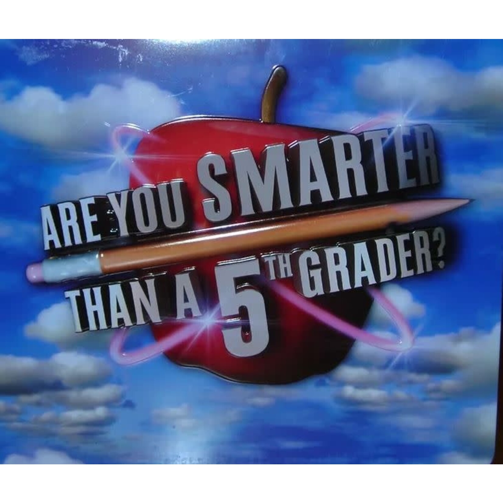#17920 Are You Smarter Than A 5th Grader in Metal Lunch Box Case Dragon Cache Used Game