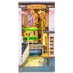Book Nook Kit - Sakura Densya Tram (Tokyo Streets in Spring)