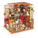Robotime Miniature House Kit: Sam's Study Room