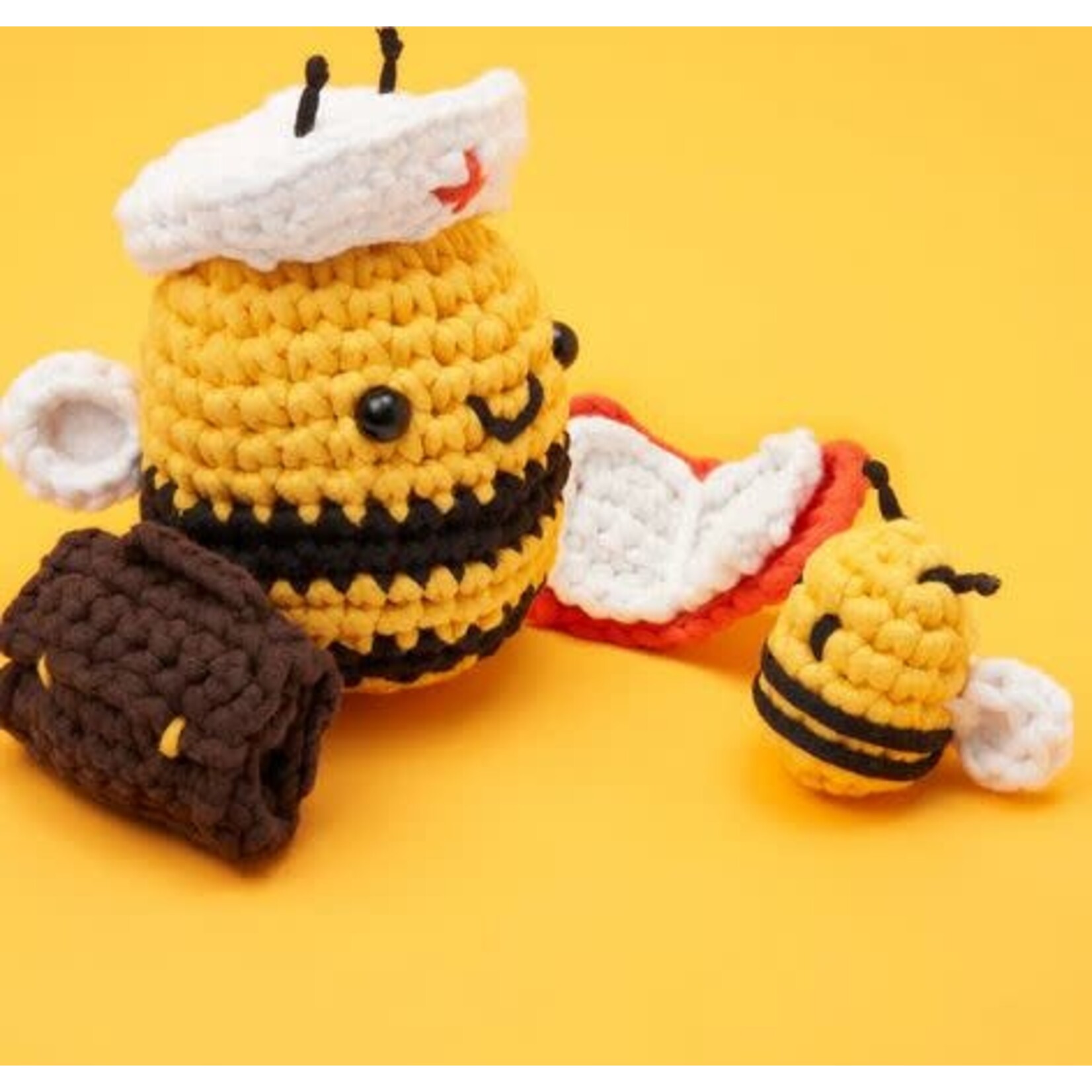 Woobles: Cornelius the Bee Beginner Crochet Kit