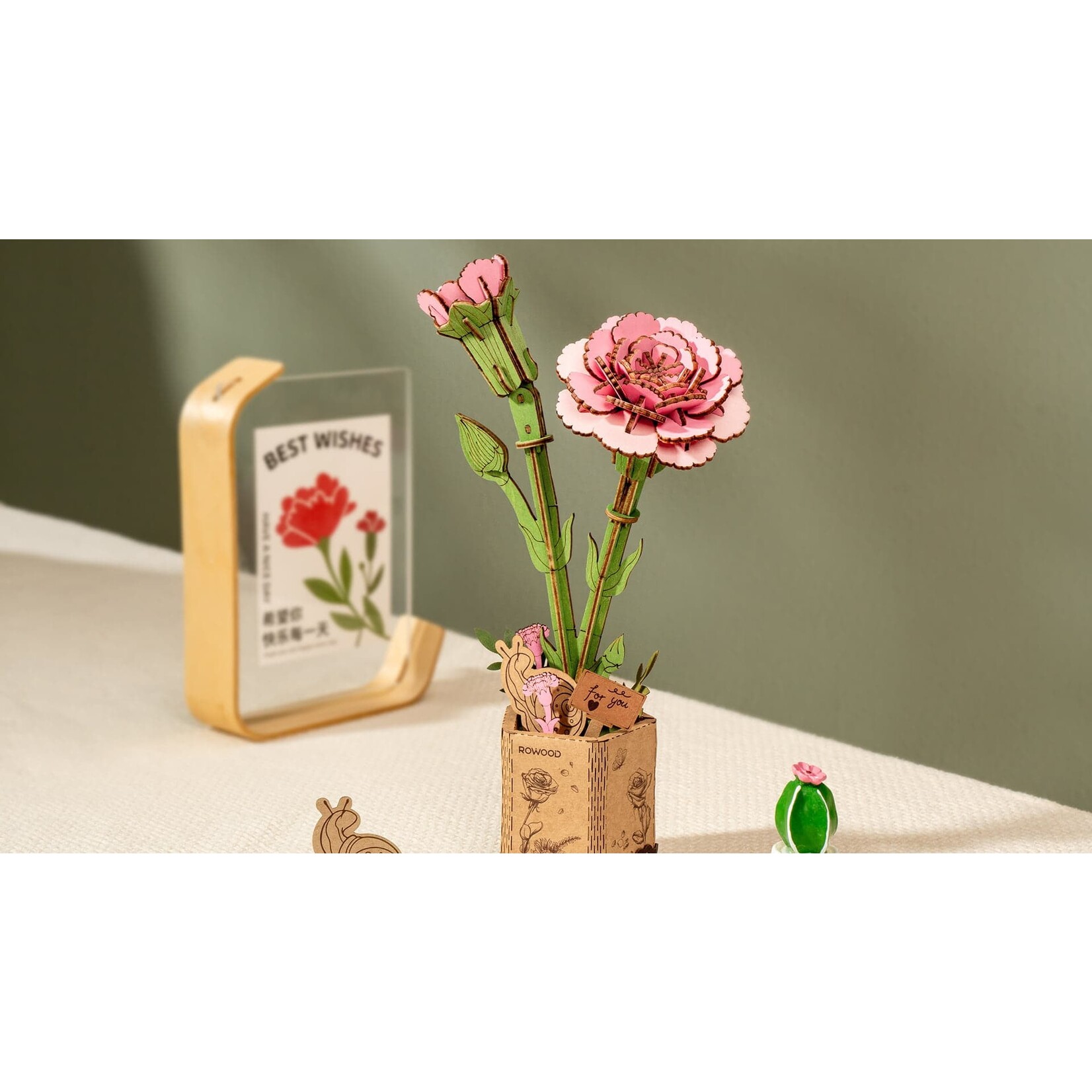 Robotime Bloom Craft: Wooden Pink Carnation Kit