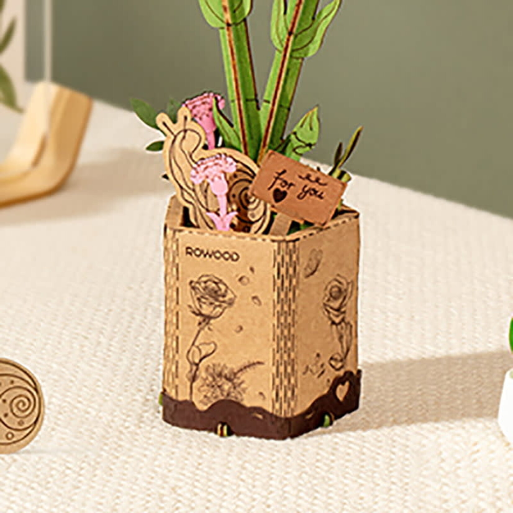 Robotime Bloom Craft: Wooden Pink Carnation Kit