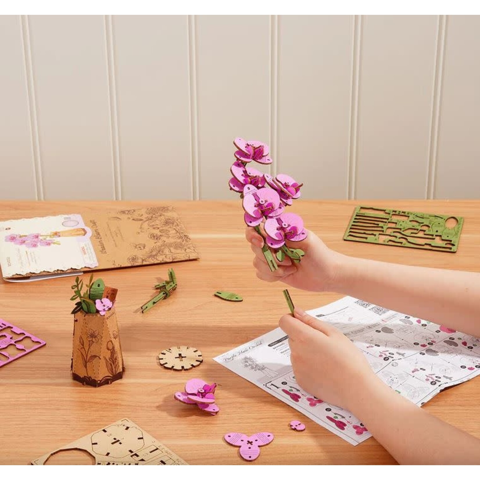 Wooden Flower Kit - Purple Moth Orchid - Bloom Craft