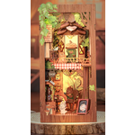 Book Nook Kit - Squirrel Collector with Dust Cover