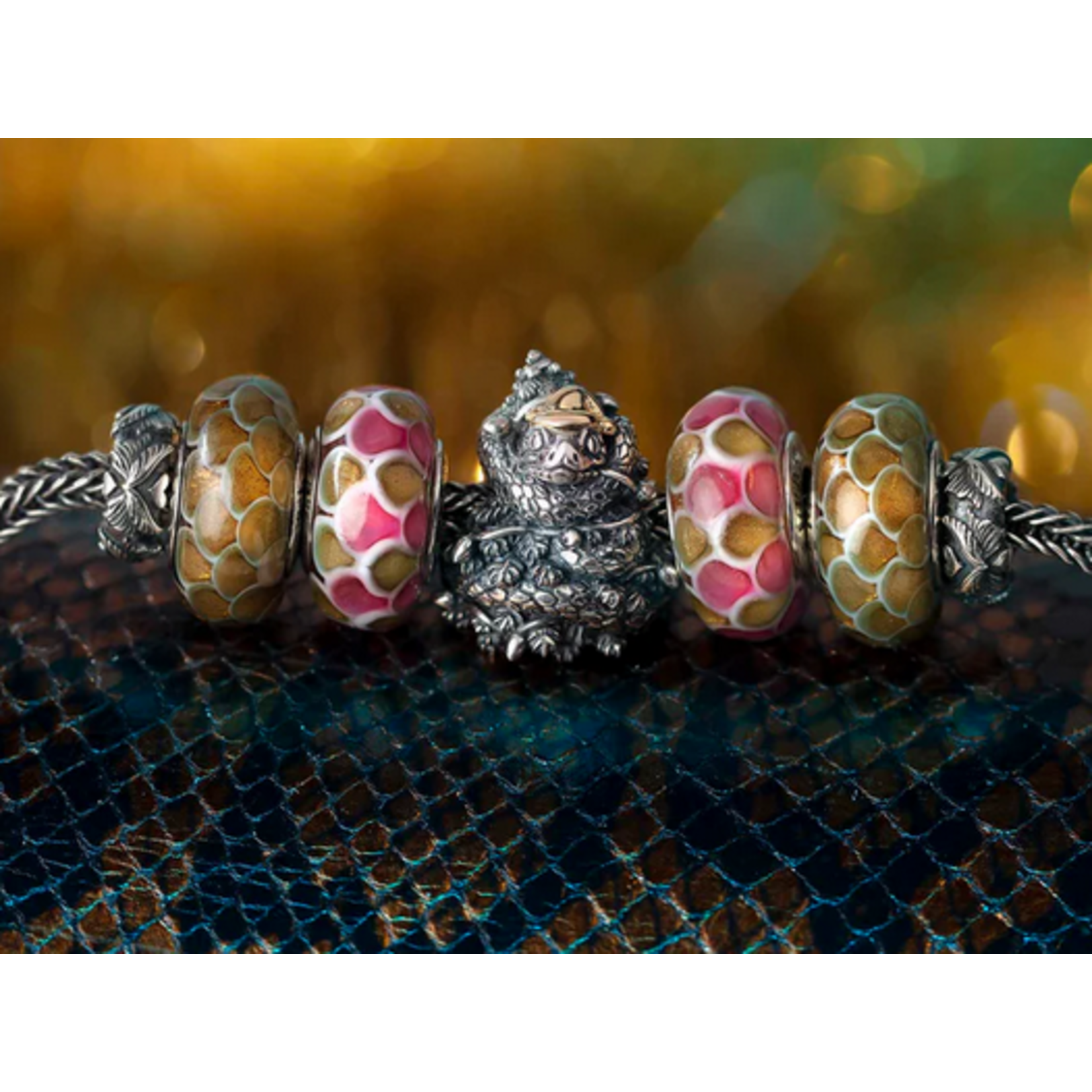 Elfbeads Imperial Passion Scales Charm - Artisan Glass