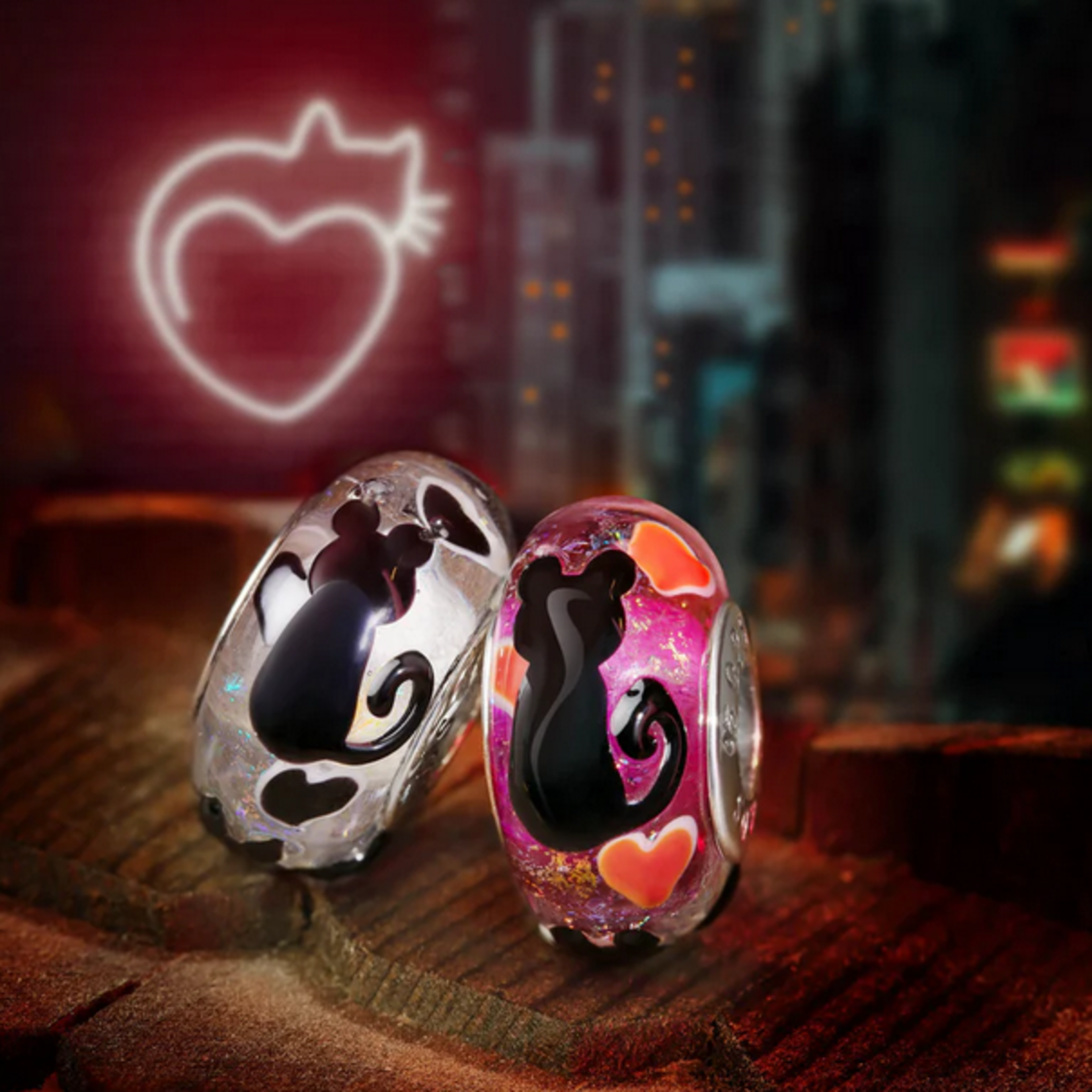 Elfbeads Moonlit Love Noir Charm - Artisan Glass