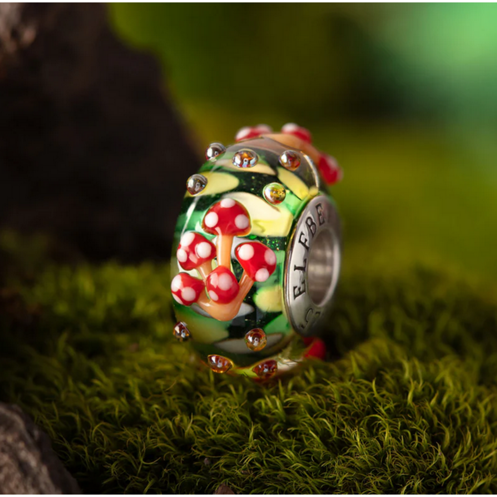 Elfbeads Mushroom Oasis-Red Charm - Artisan Glass