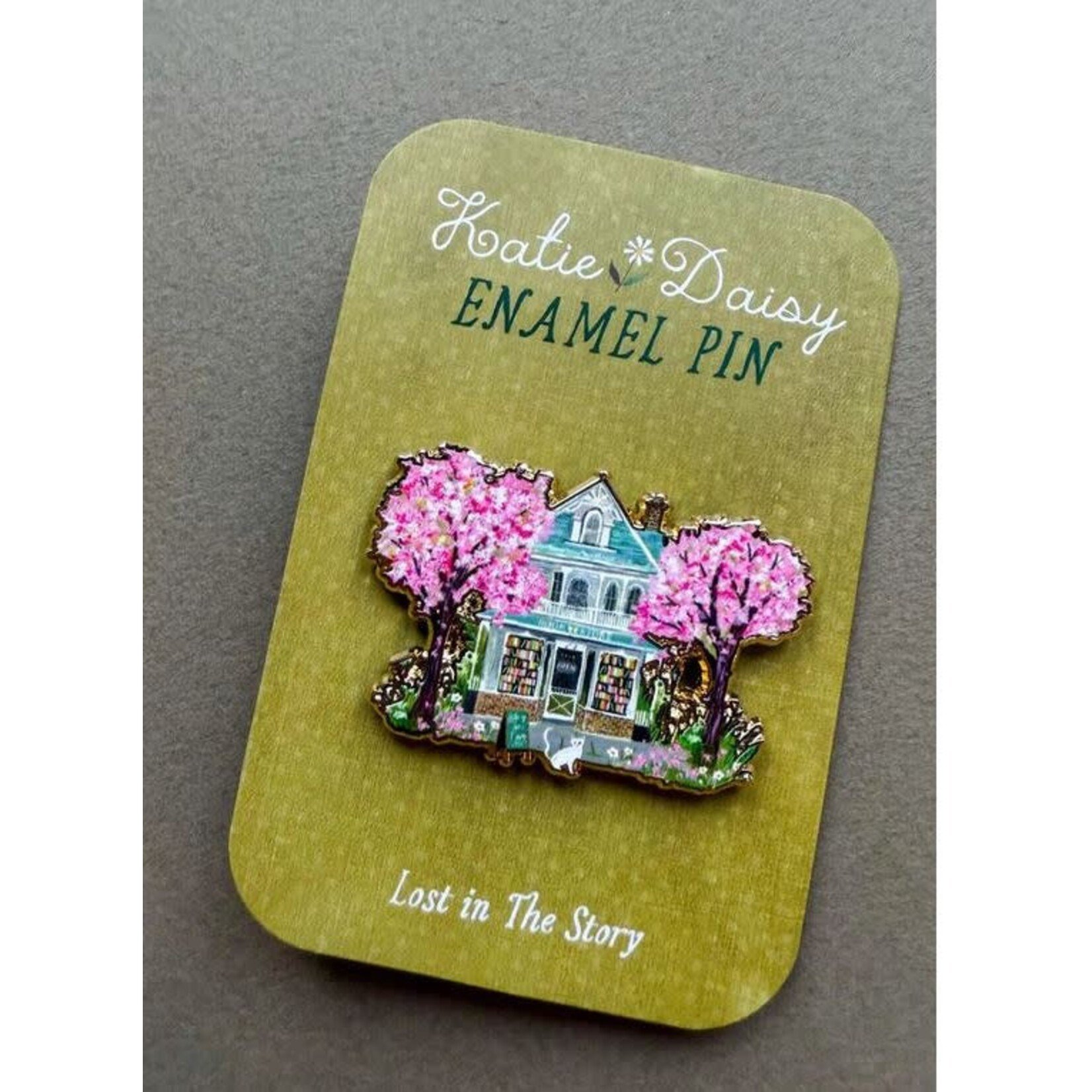 Katie Daisy Enamel Pin - Bookstore - Lost in The Story