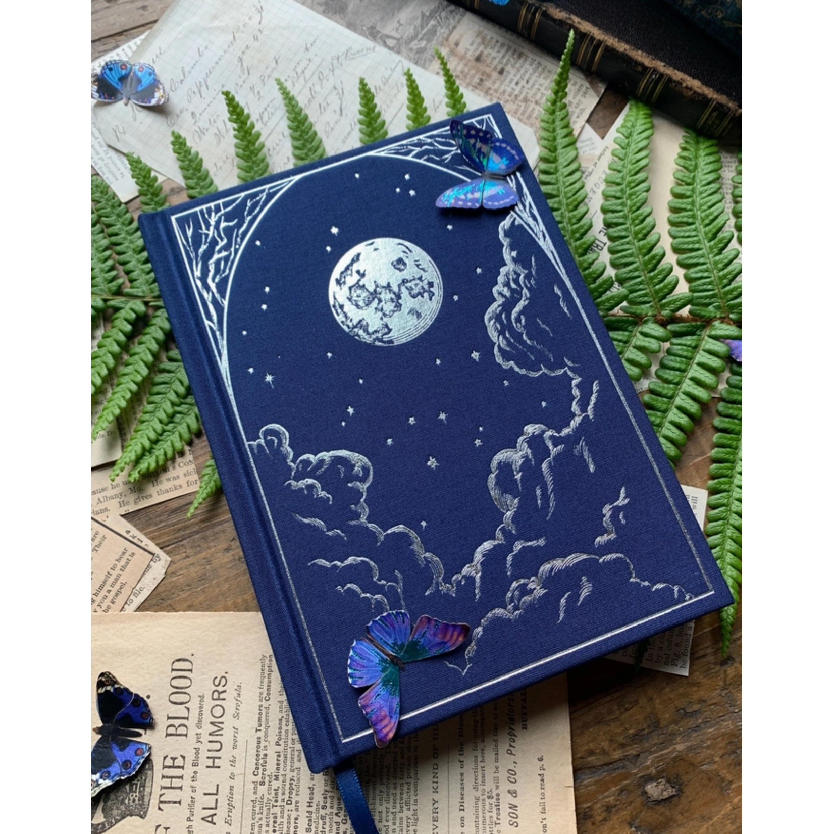 The Creeping Moon Journal - The Astronomer - Blank Sketchbook - B6 120gsm Ivory Paper
