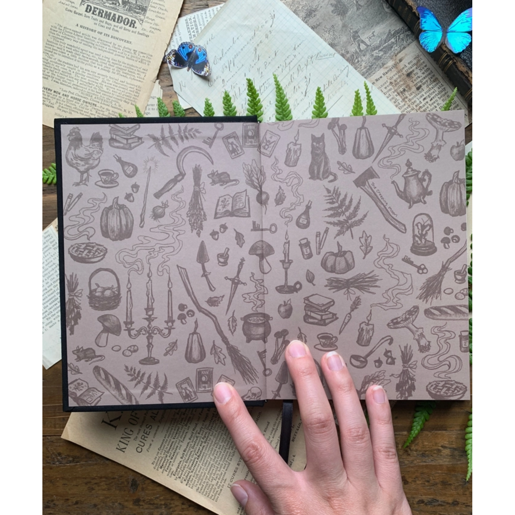 The Creeping Moon Journal - The Grimoire - Lined Notebook - B6 120gsm Ivory Paper
