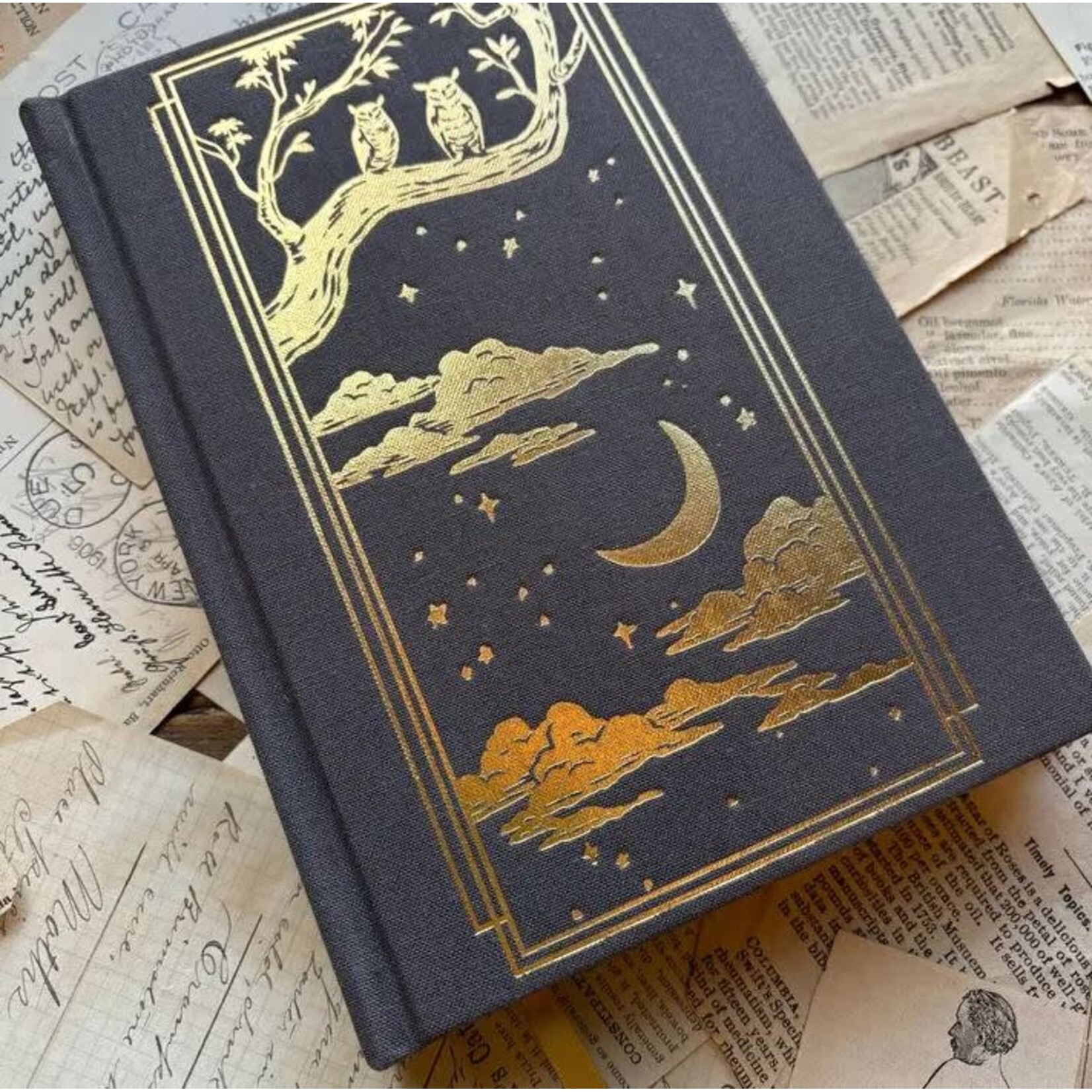 The Creeping Moon Journal - The Oracle - Black Paper - B6