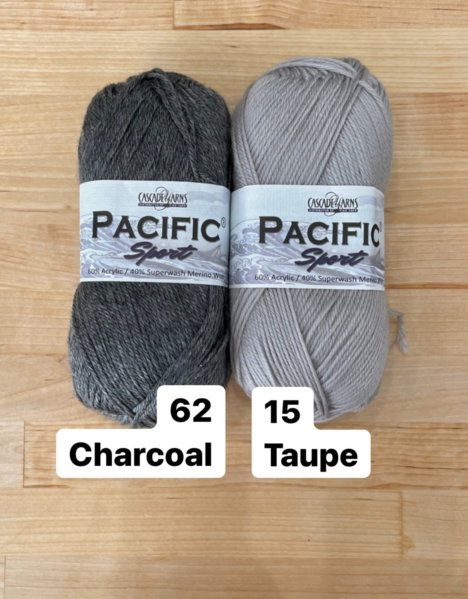 Cascade Pacific Yarn - 056 Kelly Green
