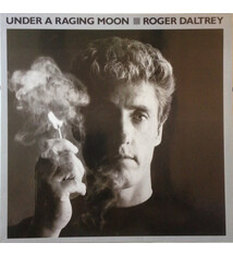 Rock/Pop Roger Daltrey – Under A Raging Moon (VG+/ small creases)