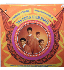 World The Girls From Bahia - ¡Revolución Con Brasilia! ('67 CA Stereo) (VG+/ hole punch, ring-wear, few creases)