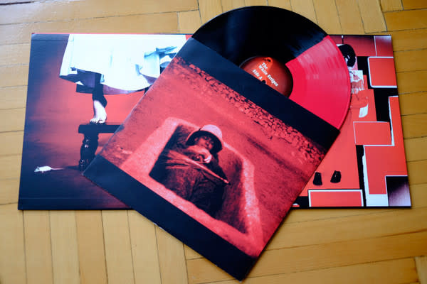 Rock/Pop The White Stripes - Elephant (2013 Red/Black Split + White Vinyl) (VG++) (Reduced price: $85.00 -> $59.99)