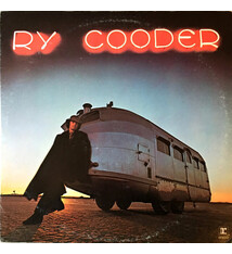 Rock/Pop Ry Cooder - S/T ('70 US) (VG++/VG+, sticker on cover)