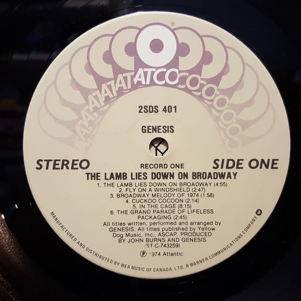 Rock/Pop Genesis - The Lamb Lies Down On Broadway (CA Reissue) (VG+/VG, 3 in. spine-split)