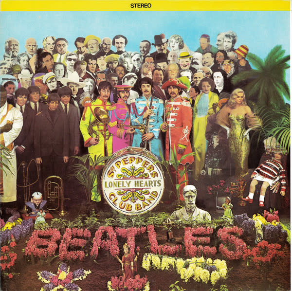 Rock/Pop The Beatles - Sgt. Pepper's Lonely Hearts Club Band (CA Purple Label w/Insert) (VG plays VG+/VG+)