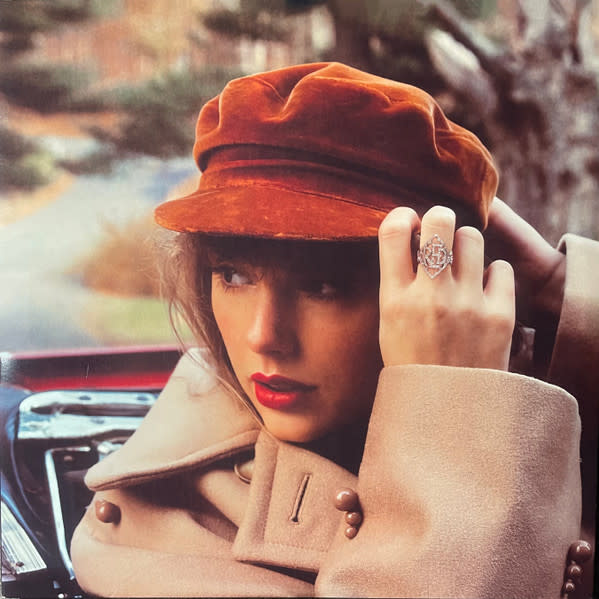 Rock/Pop Taylor Swift - Red (Taylor's Version) (4LP) (VG+/VG+, small indentation mark on cover)